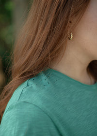 Basic Emerald Green Short Sleeve Tee Sleeve Detail