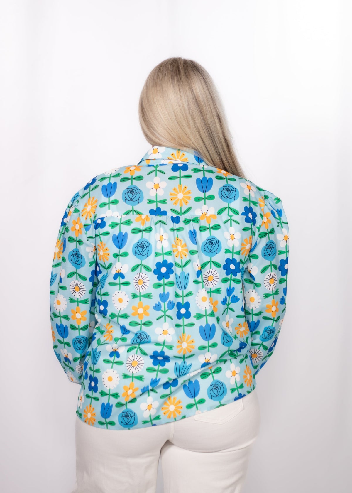 Back Kate Top blue floral button up