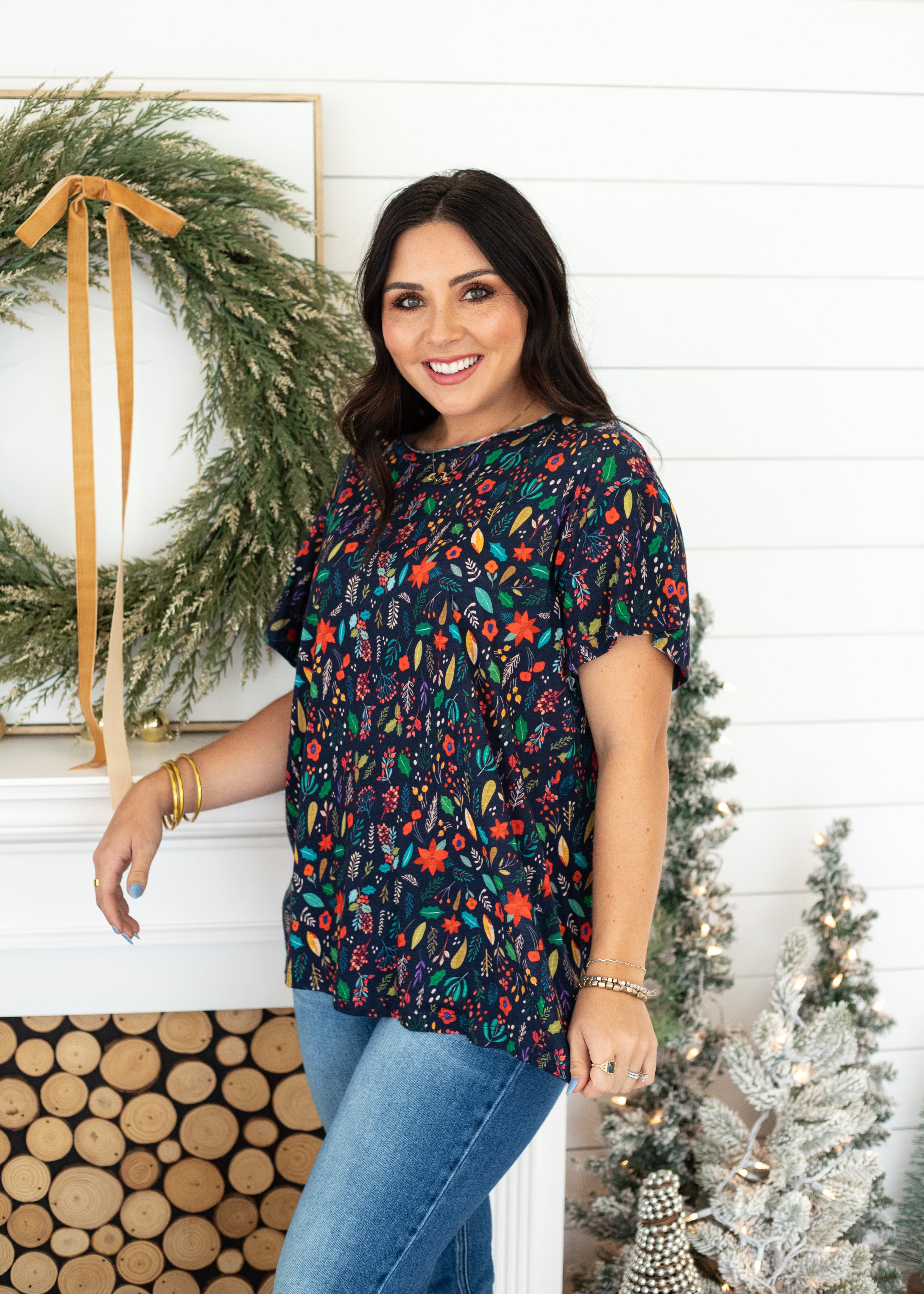 Basic Poinsettia Poppy Short Sleeve Tee Front